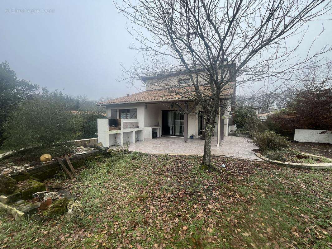 Maison à LE PIAN-MEDOC