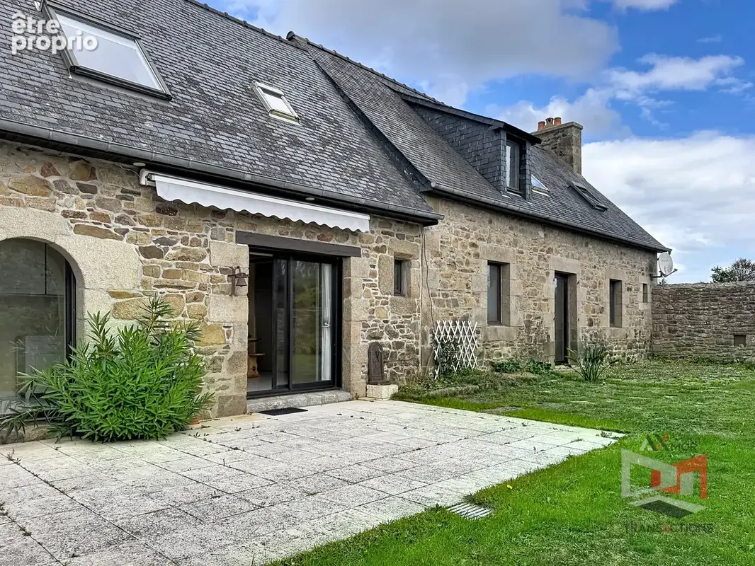 LOUANNEC : À VENDRE   Charmante longère , à deux pas des commerces - photo 1