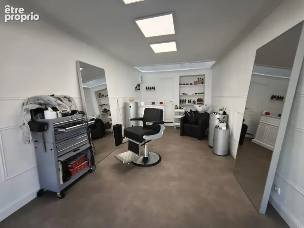 Immeuble de rapport mixte de 116 m² - photo 4