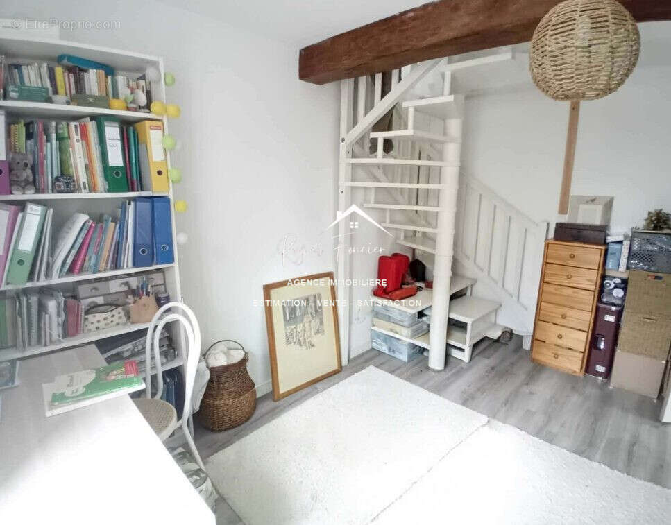 RDC : Chambre 1 ou bureau - Maison à SAINTE-MAURE-DE-TOURAINE