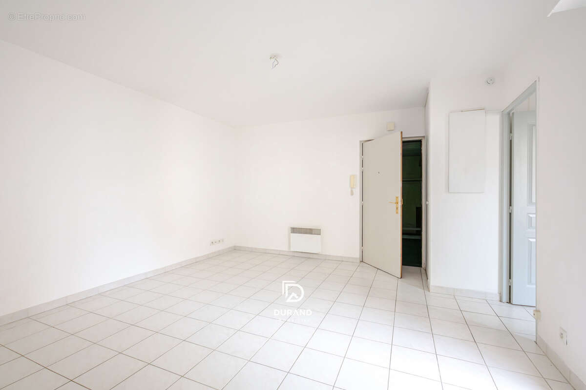Appartement - type 2 - le camas - 13005 marseille - photo 4