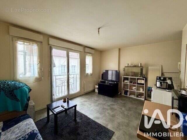 Photo 2 - Appartement à CLAYE-SOUILLY
