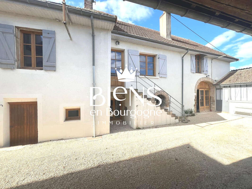 Maison à POMMARD