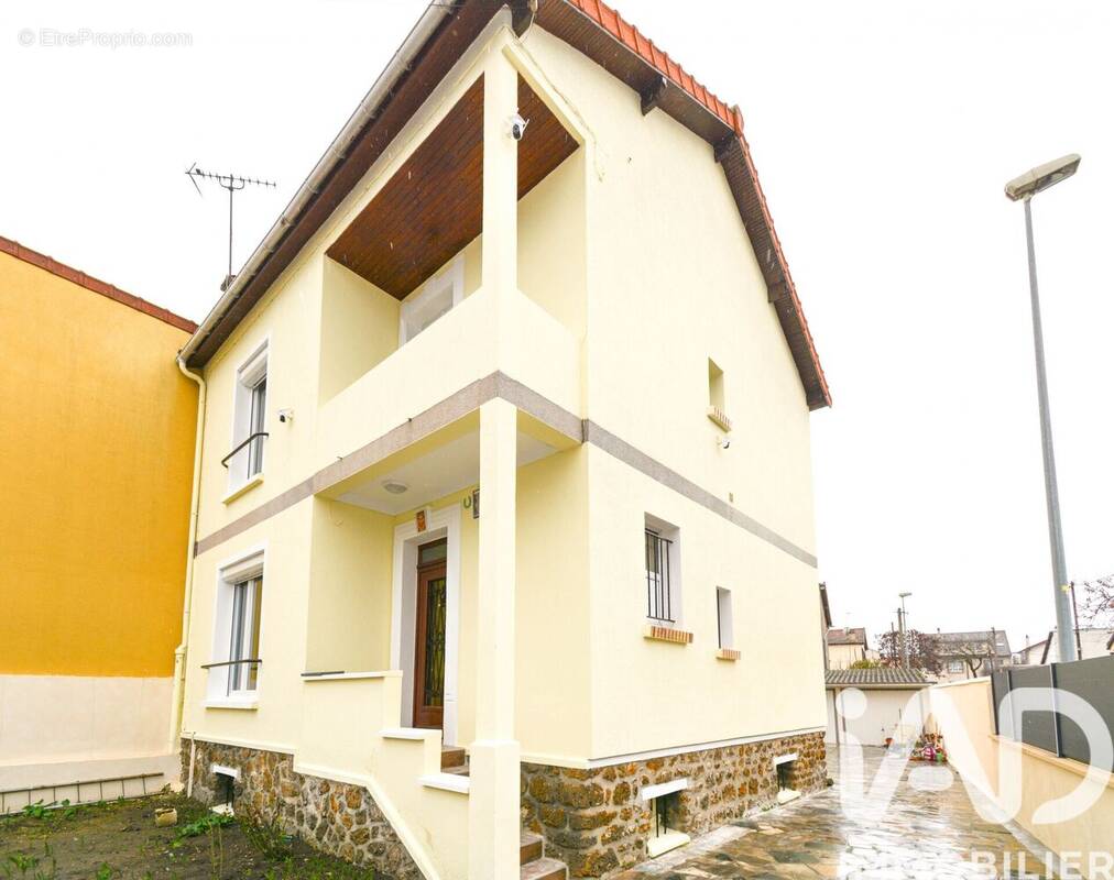 Photo 1 - Maison à BOBIGNY