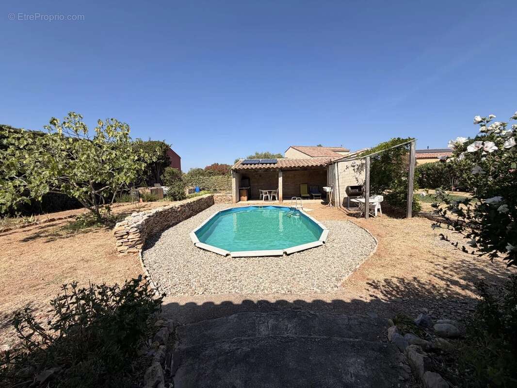 Villa T4 avec garage et piscine ! - photo 4