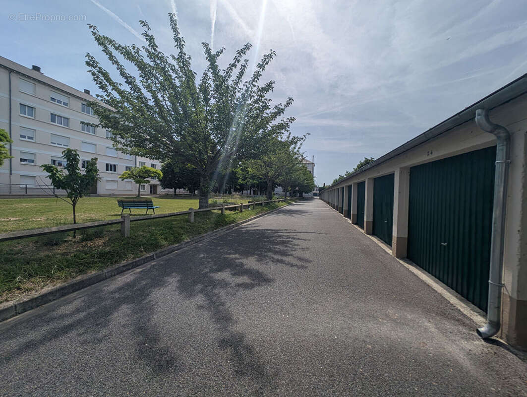 Appartement à HOUILLES