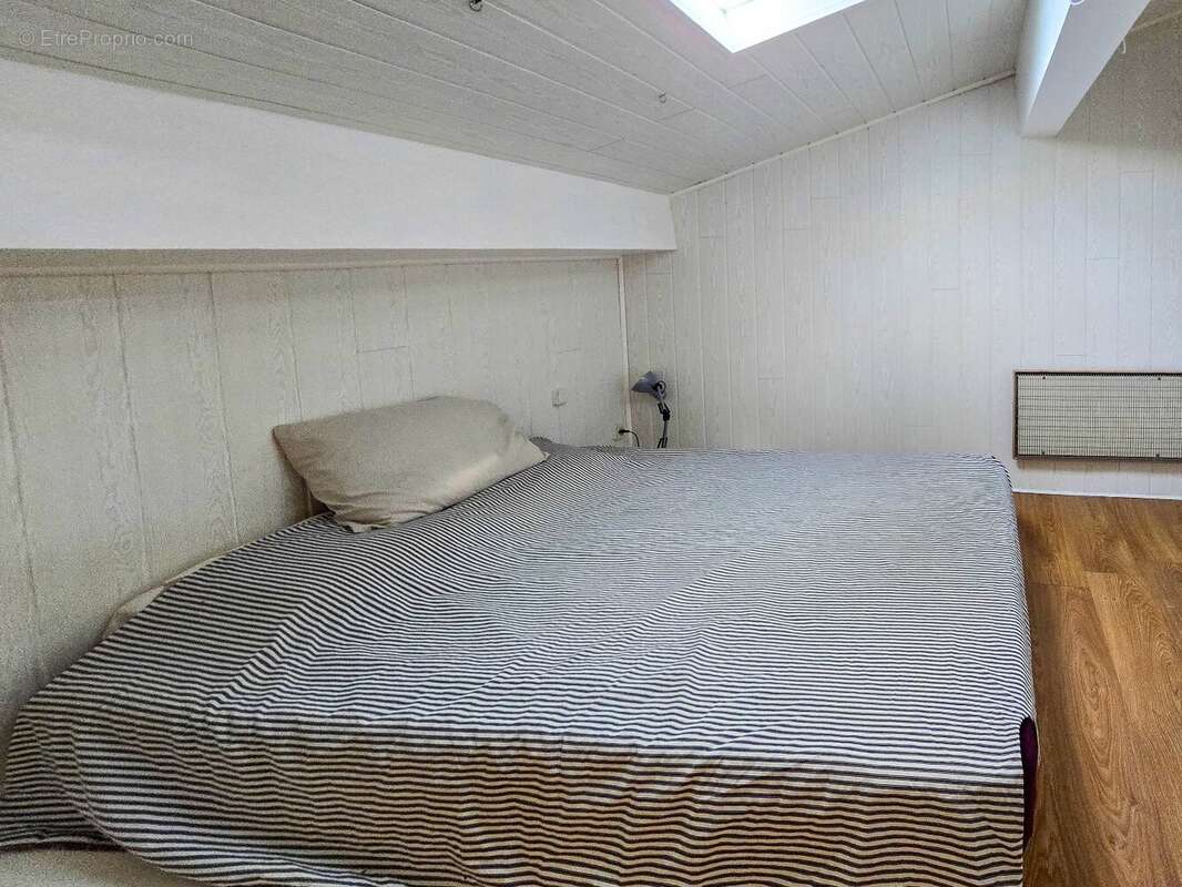Centre-ville  Un appartement au charme unique, comme une maison sur les toits - photo 7