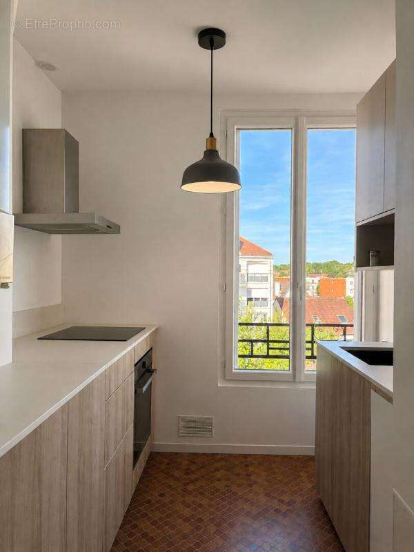 Appartement lumineux de 3 Pièces de 60 m² - 900 m gare de Vaires - photo 2