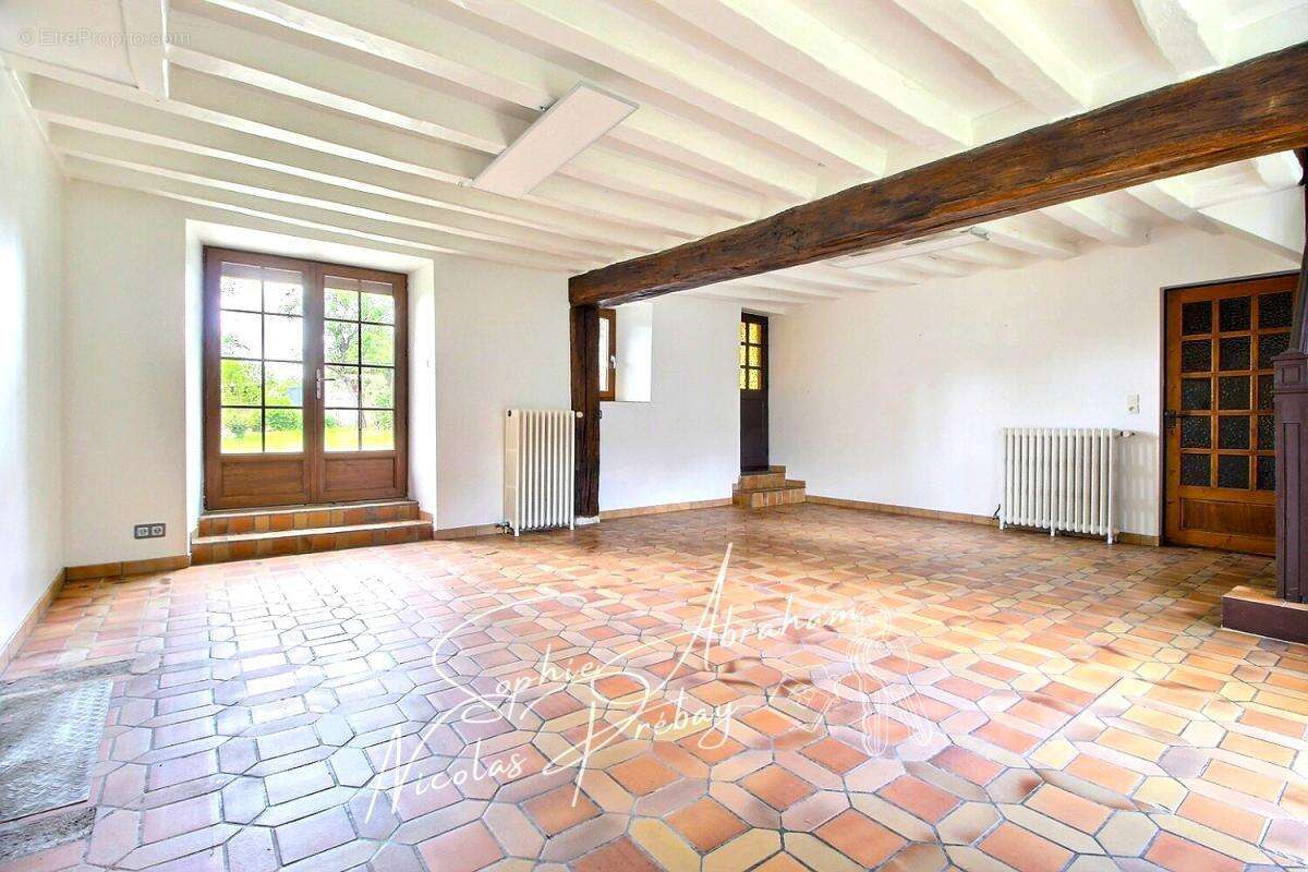 Maison à TOURY