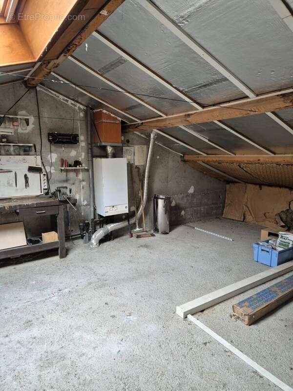 Maison à PEYROLLES-EN-PROVENCE