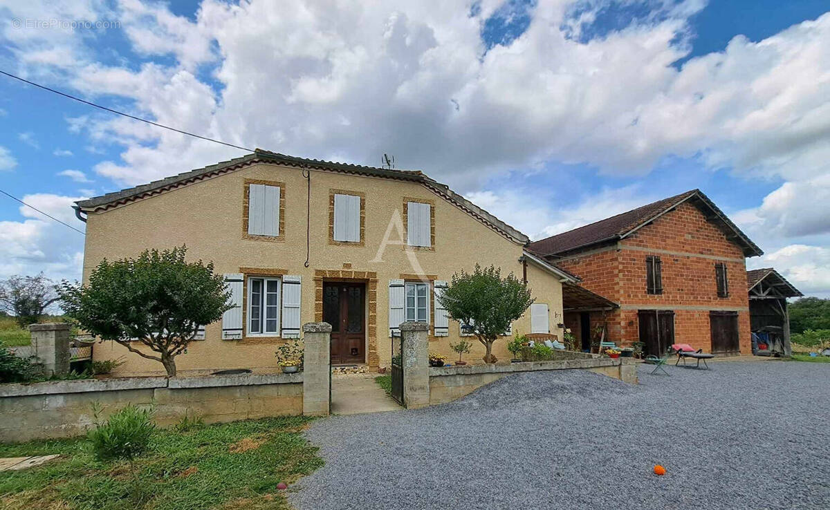 Maison à NOGARO