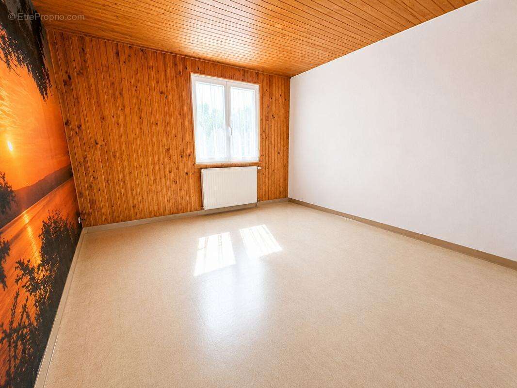 Maison de plain pied 110m2 - 4 chambres à Montignac Charente - photo 7