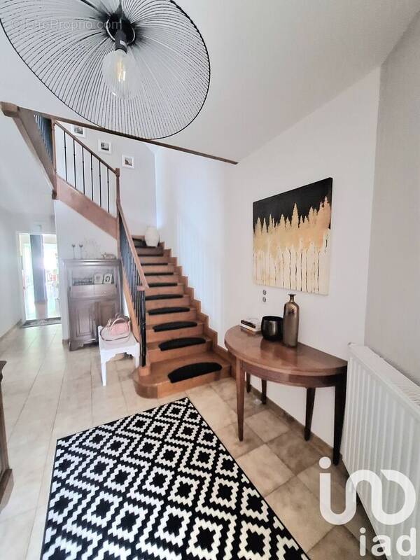 Photo 1 - Maison à LUZ-SAINT-SAUVEUR