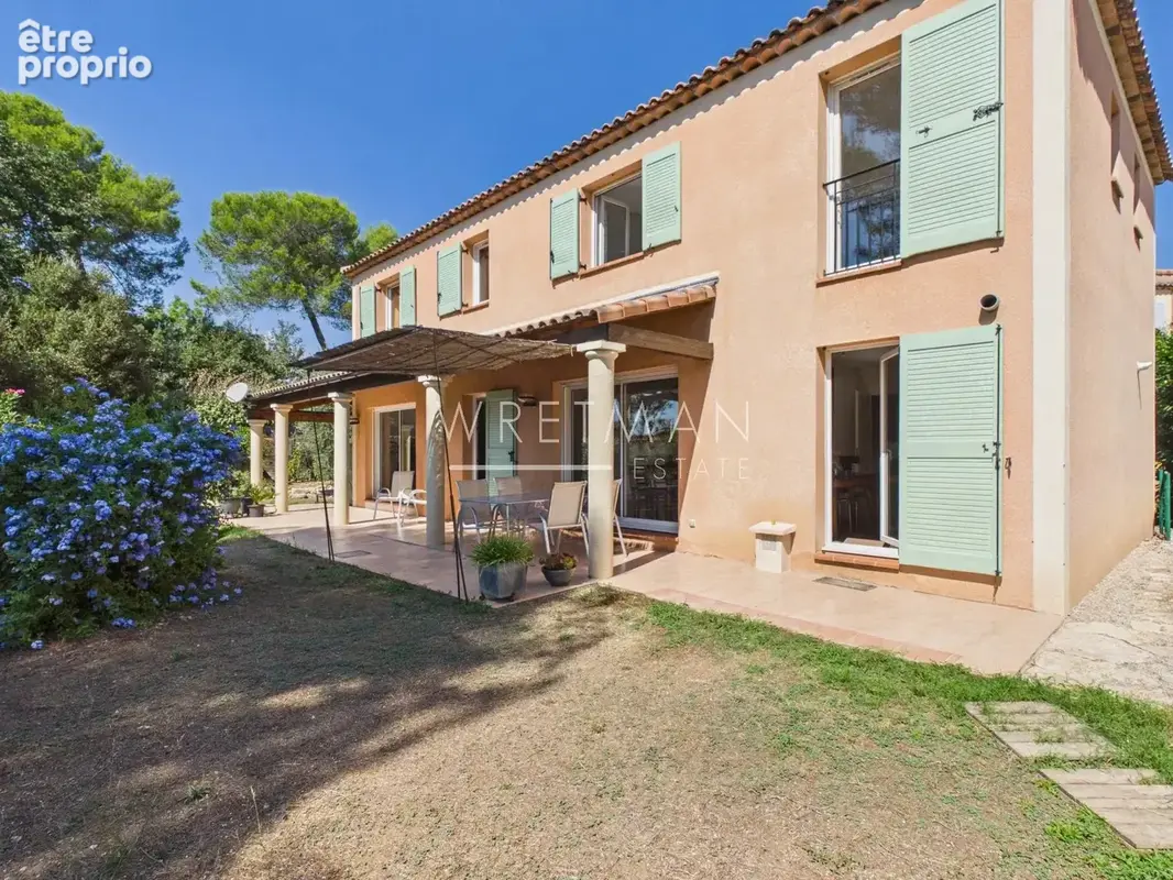 Villa dans un Domaine avec Piscine - photo 18