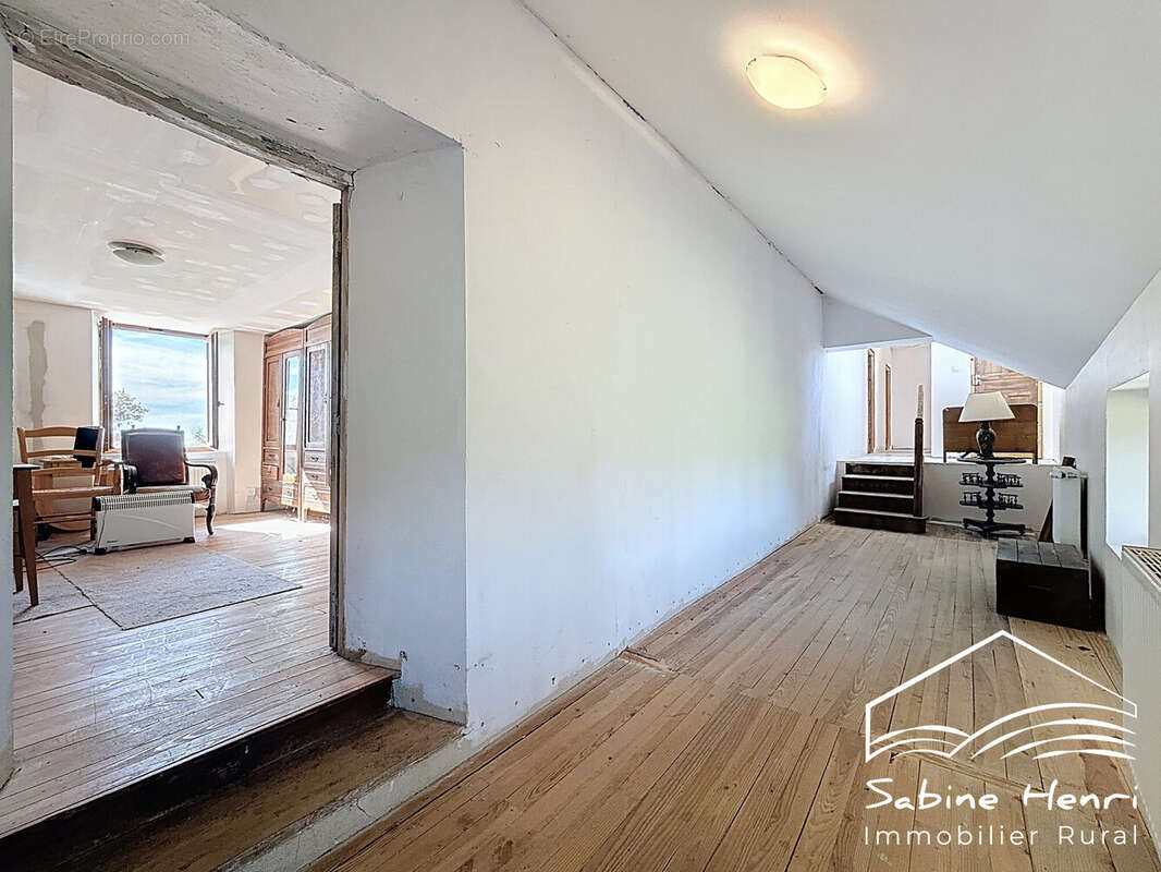 Maison à LA SALVETAT-PEYRALES