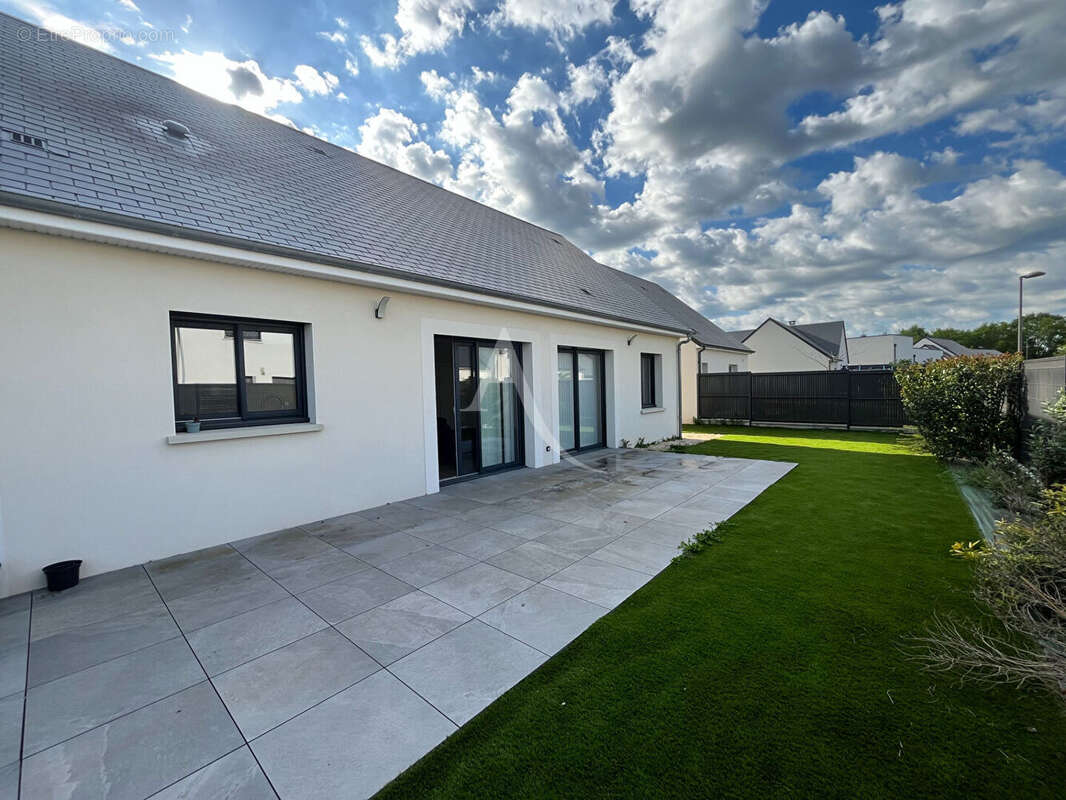 Maison à VINEUIL