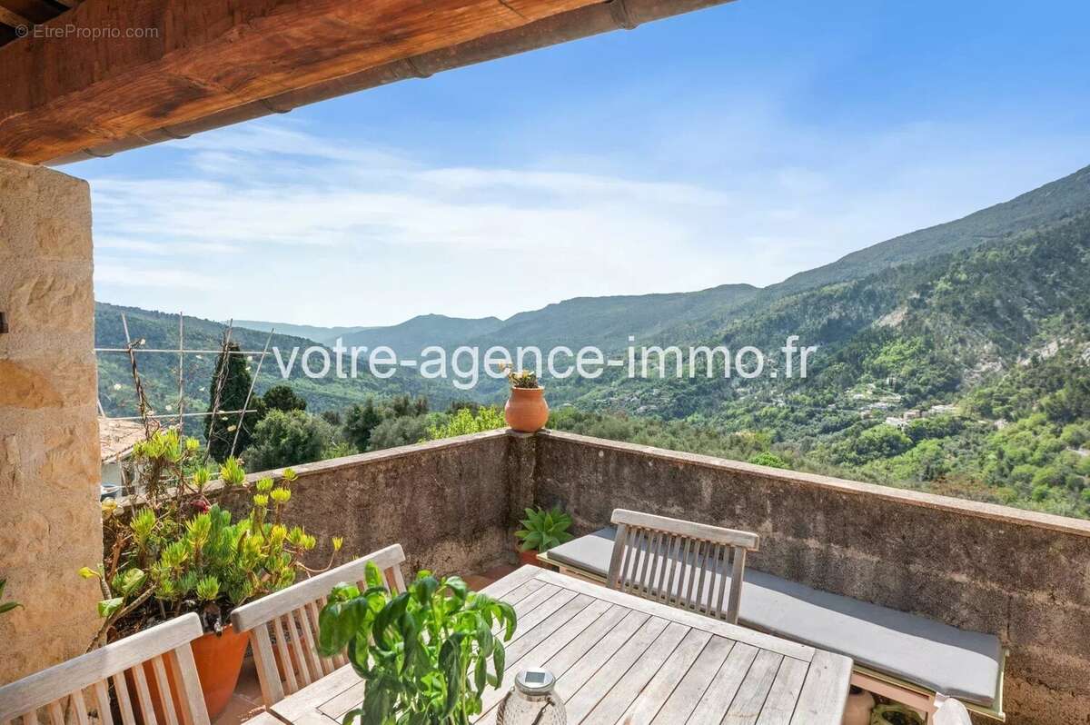 Maison à COARAZE