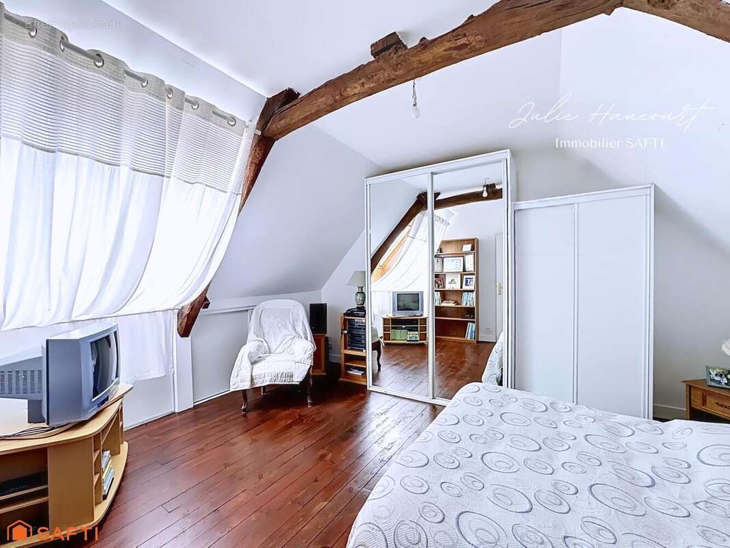 Maison 123 m² à Saint-Pierre-La-Vieille  - photo 7