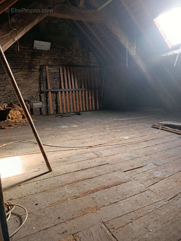 Maison à CONDE-SUR-NOIREAU