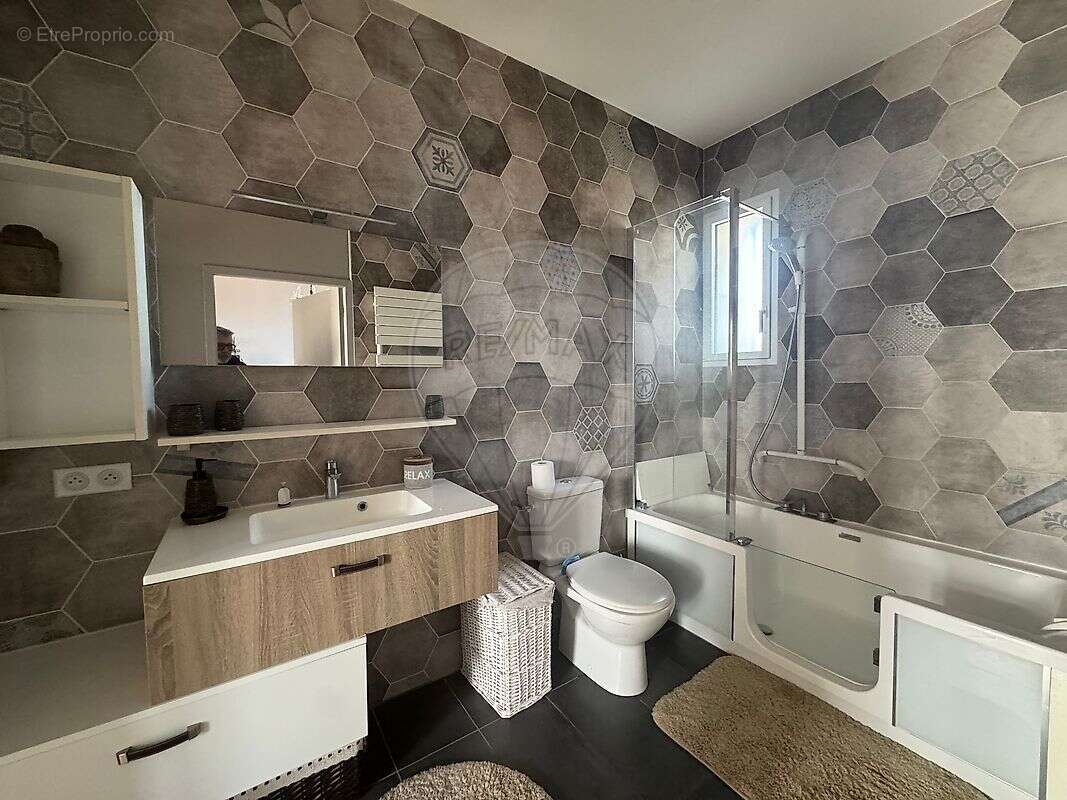 Maison à MESCHERS-SUR-GIRONDE