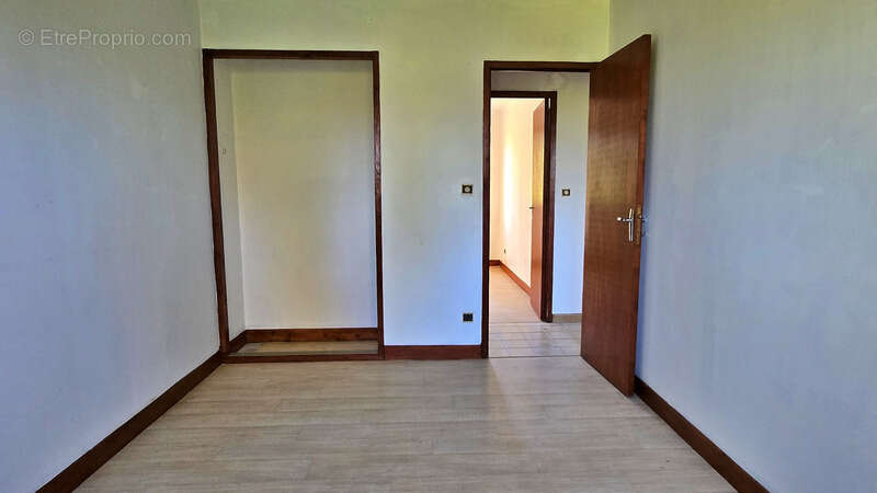 Maison à SAINT-JOUVENT