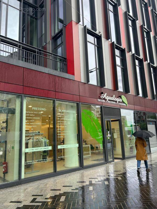 Commerce à NANTERRE