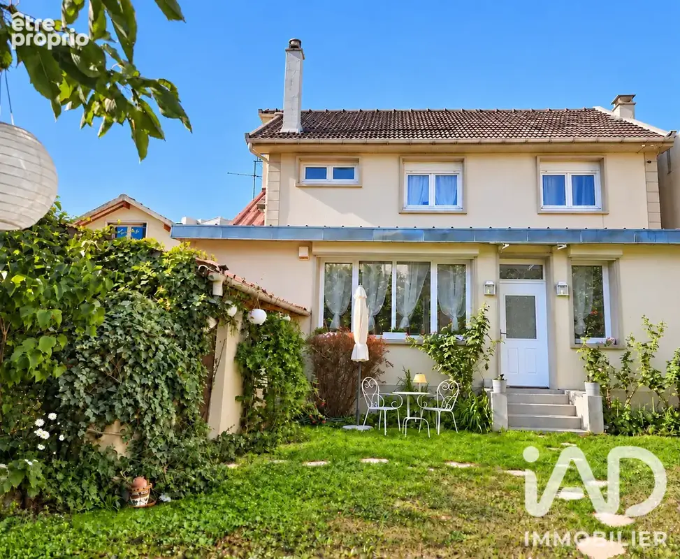 Photo 1 - Maison à POISSY