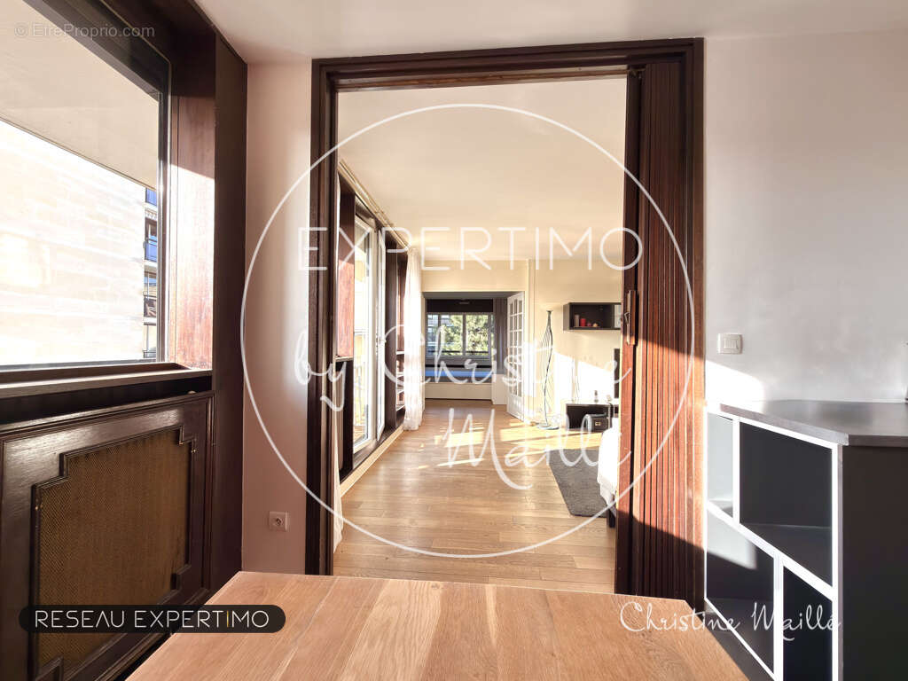Appartement à VERSAILLES