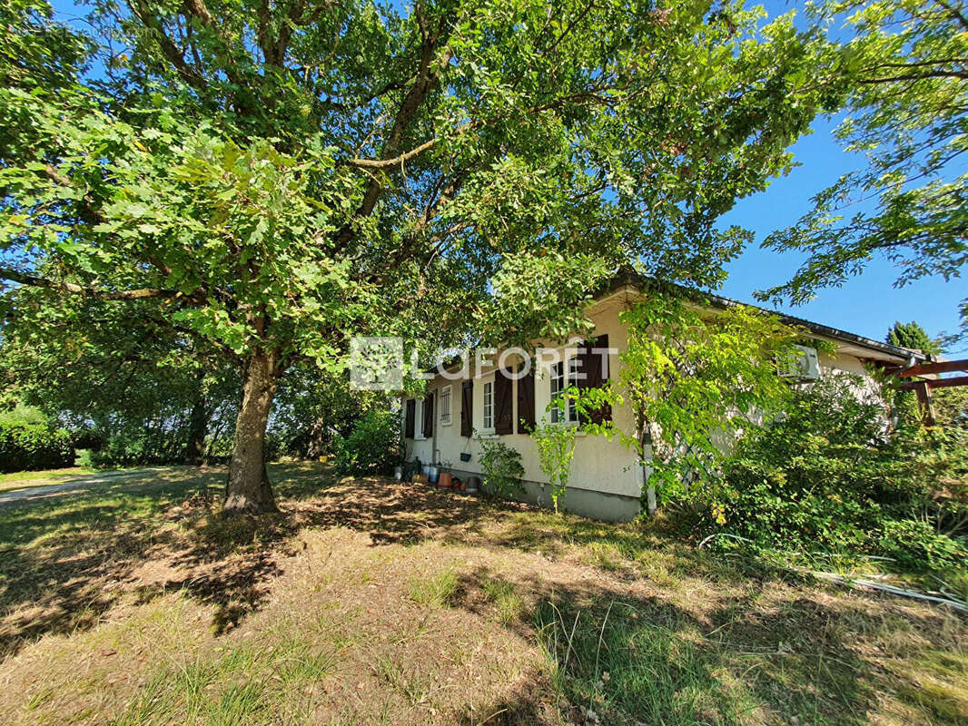 Maison à LABASTIDE-SAINT-PIERRE