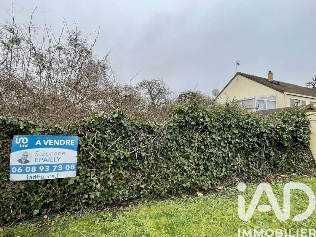 Photo 2 - Terrain à ERMONT