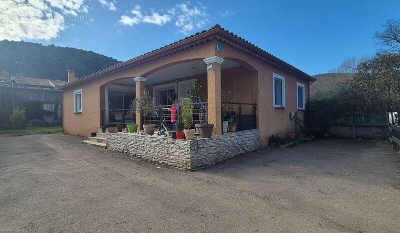 Maison à LE MARTINET