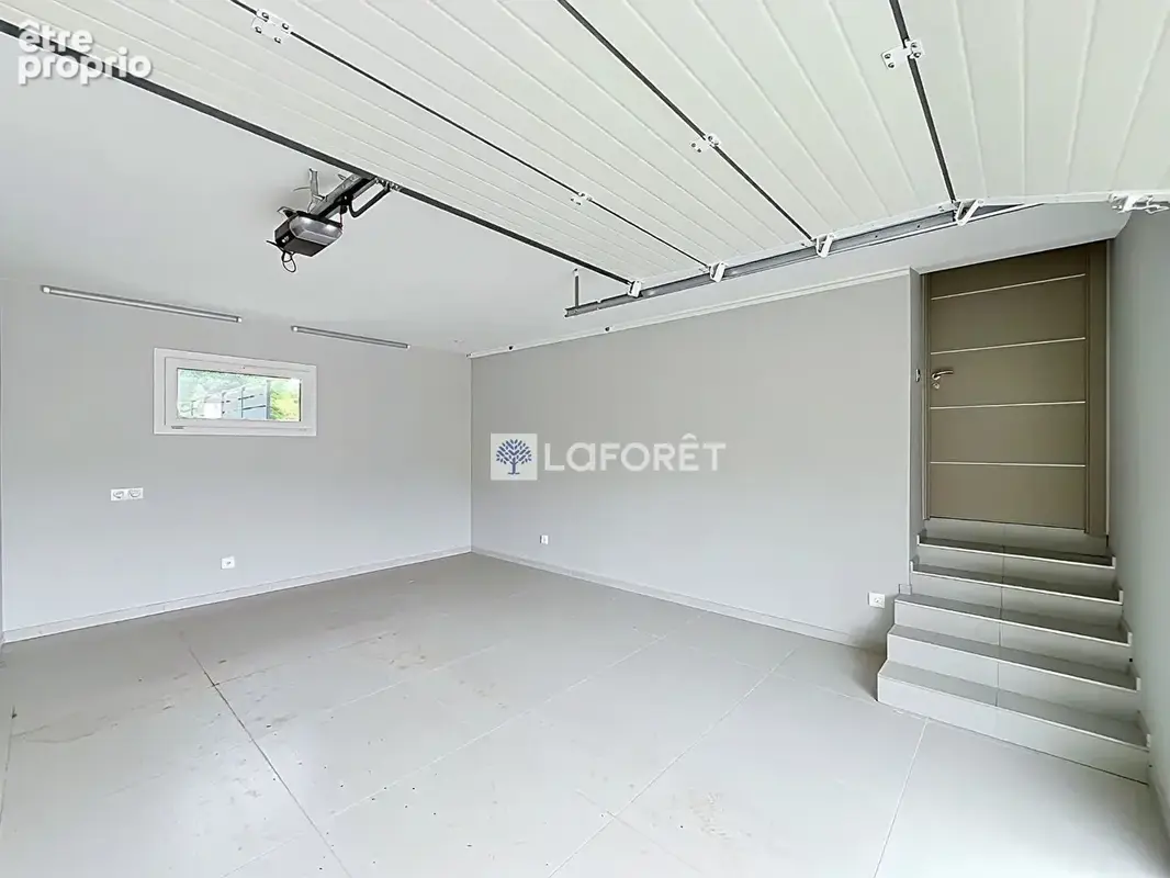 Maison contemporaine de plain-pied avec piscine chauffée et prestations haut de gamme - photo 13