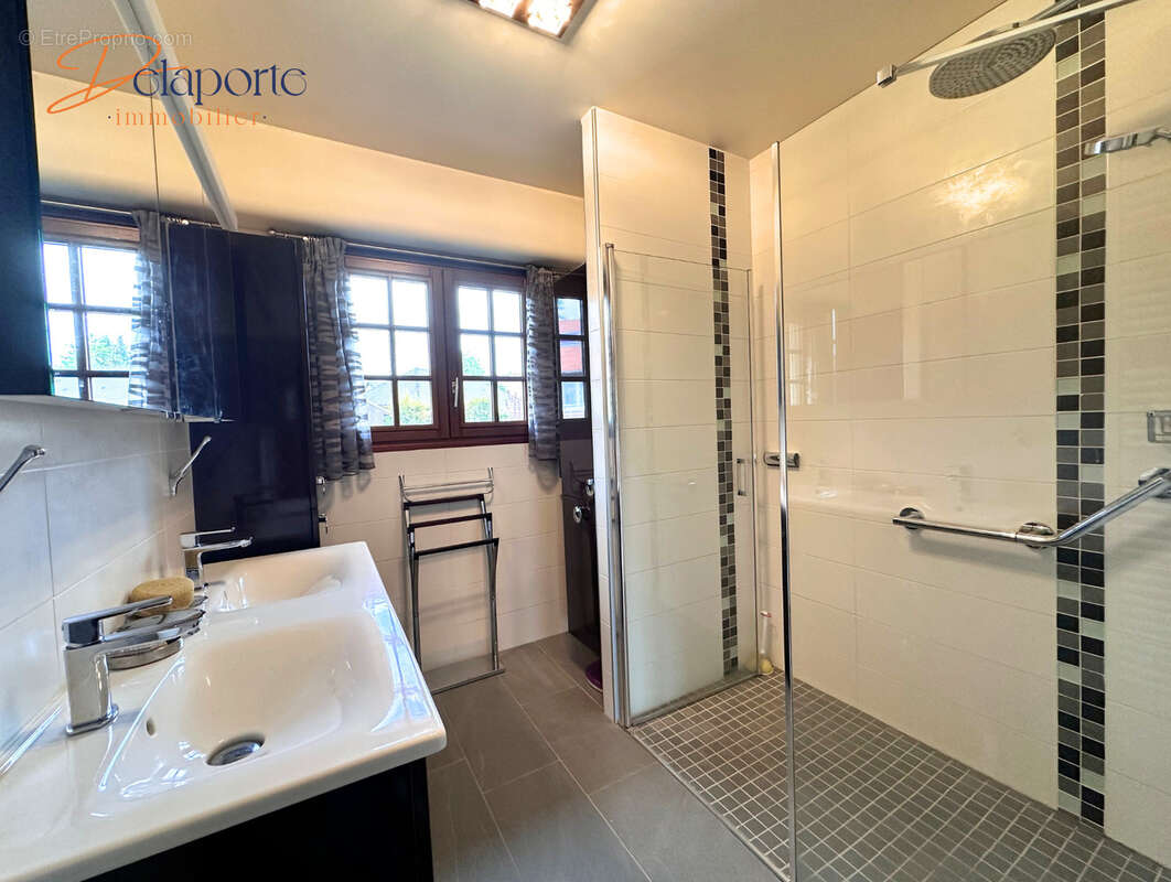 Maison à ALLONVILLE