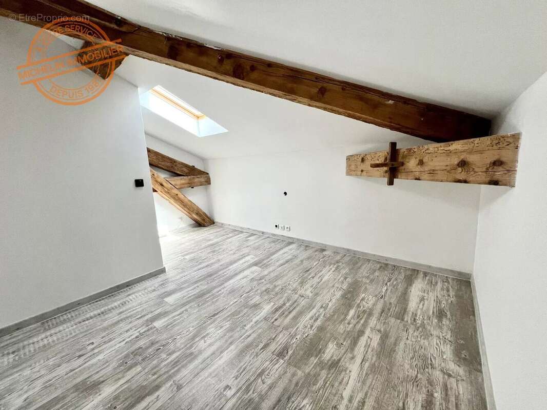 Appartement à MONTAGNY