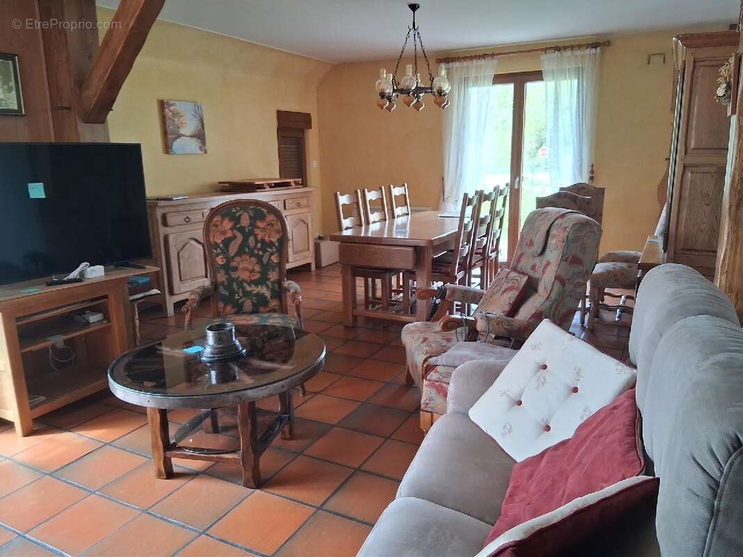 Maison à HERICOURT