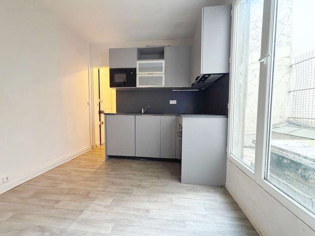 Appartement à PARIS-11E