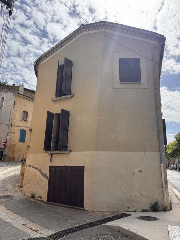 Maison à JOUQUES