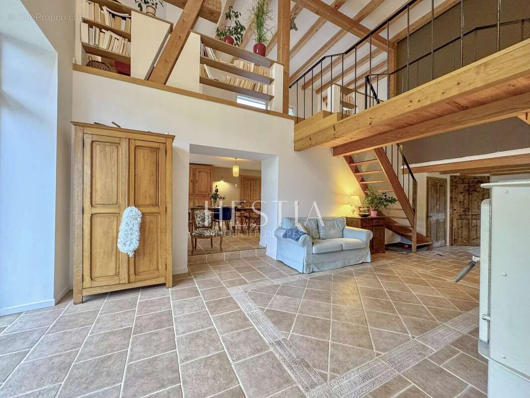 Maison à ALLONZIER-LA-CAILLE