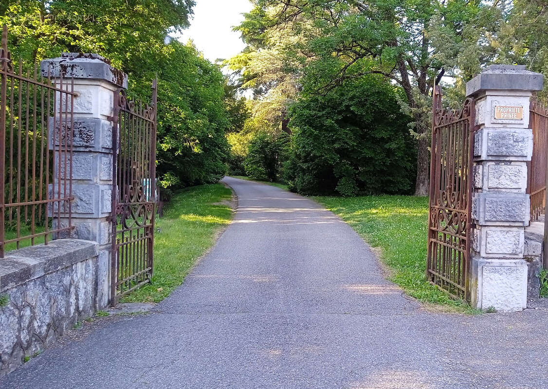 Appartement à AIX-LES-BAINS