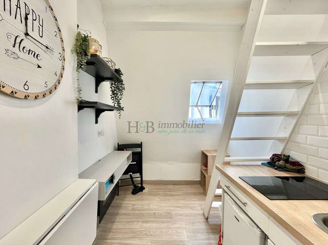 Appartement à PARIS-17E