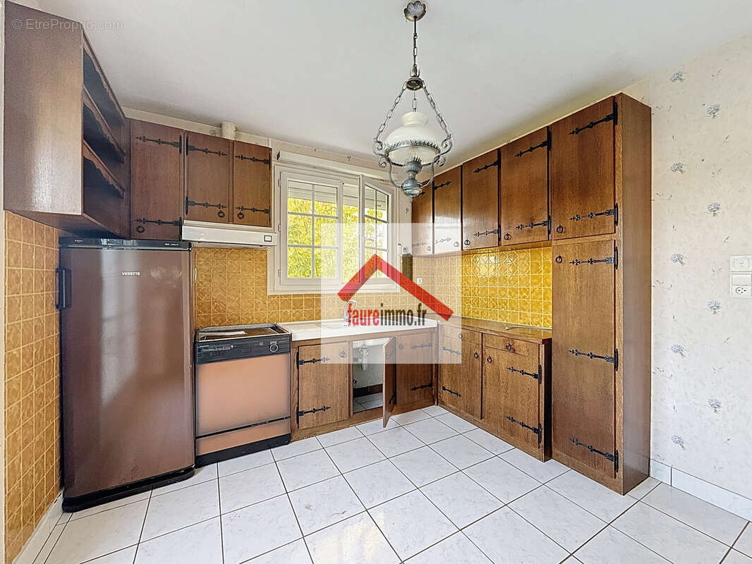 Maison à SAINT-VIANCE