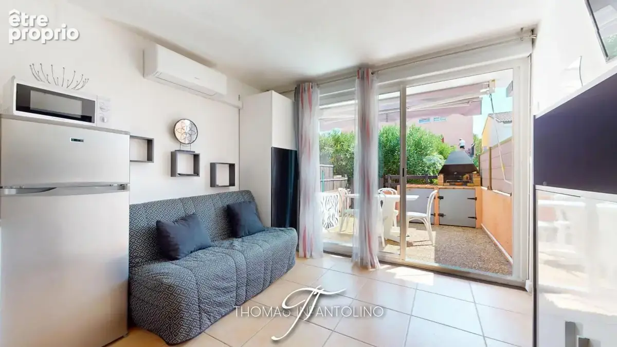 En exclusivite - port la nouvelle - studio entièrement meublé - photo 7