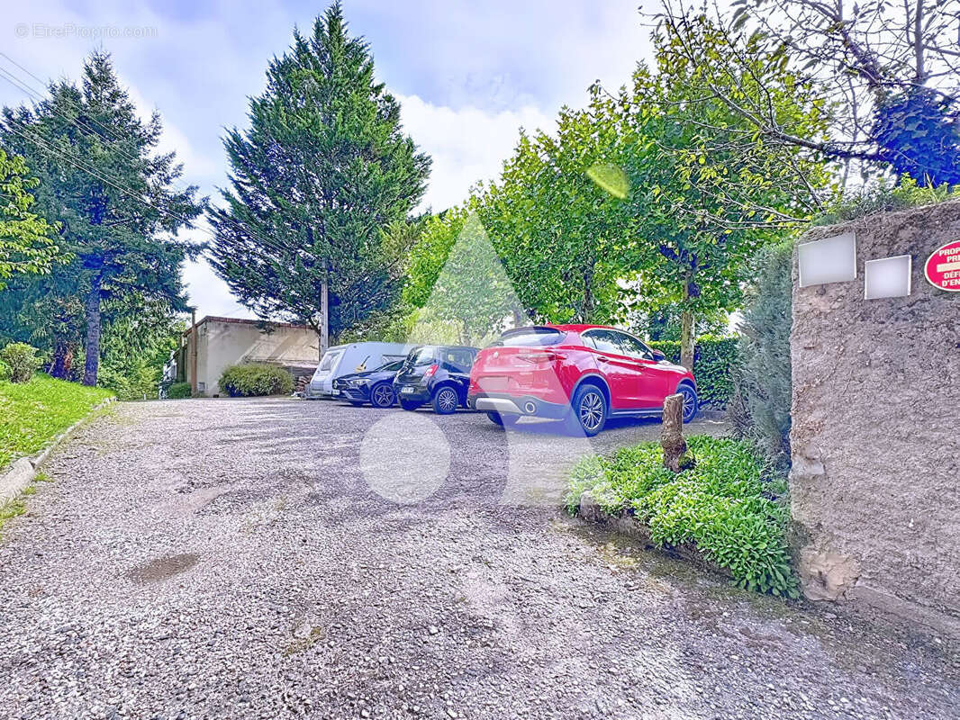 Maison à ROZIER-EN-DONZY