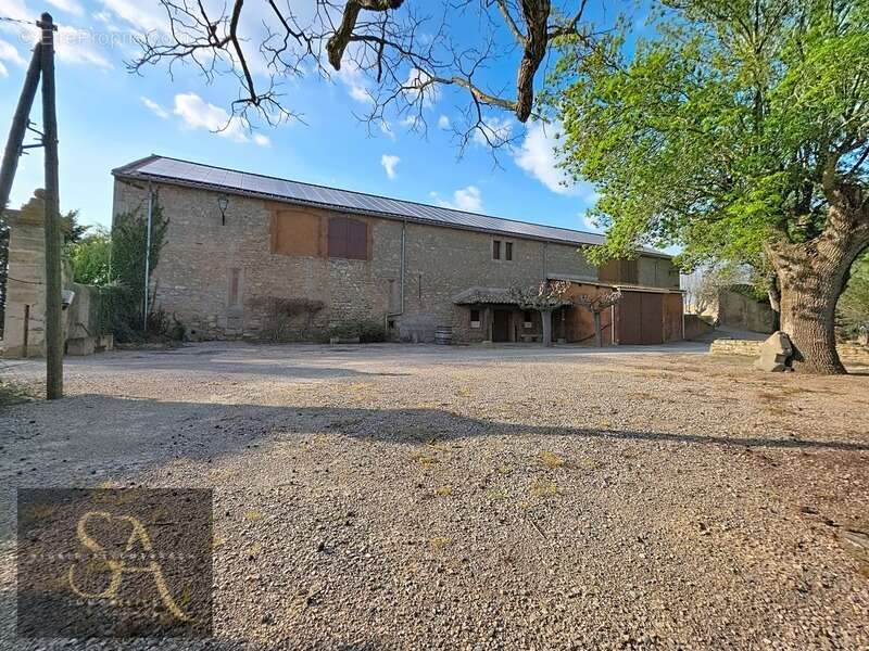 Commerce à RAISSAC-D'AUDE