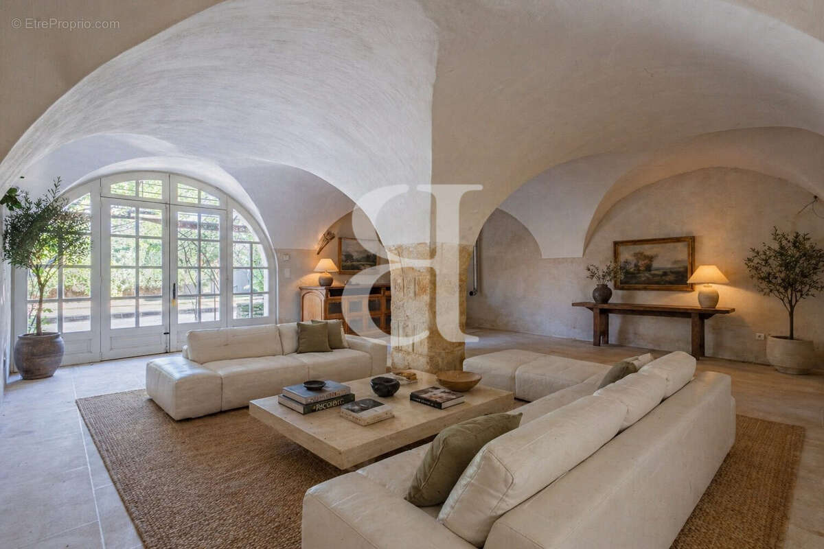 Maison à GORDES