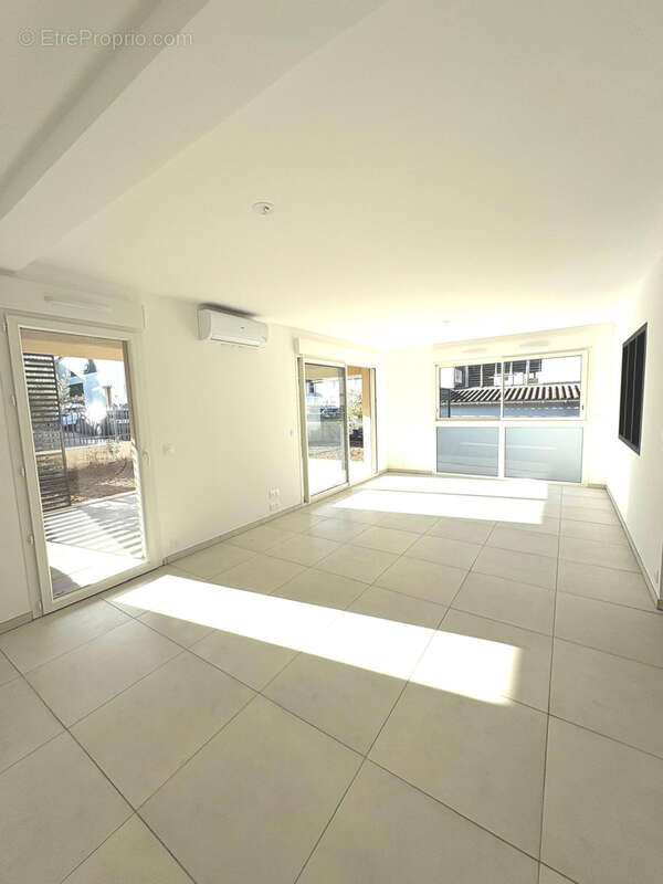 Appartement à SAINT-RAPHAEL