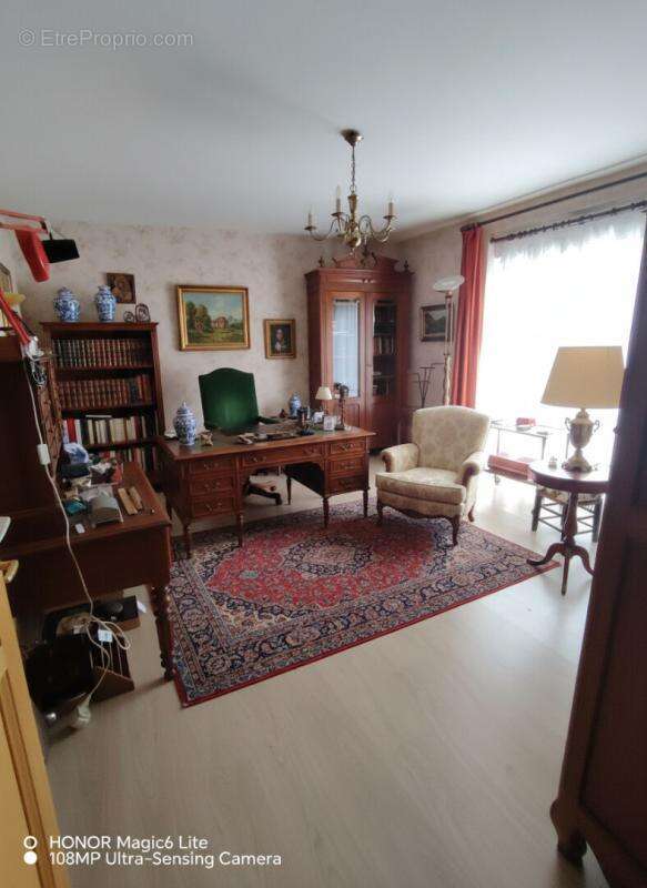 AZE maison ancienne très bien entretenue avec puits et garage - photo 3