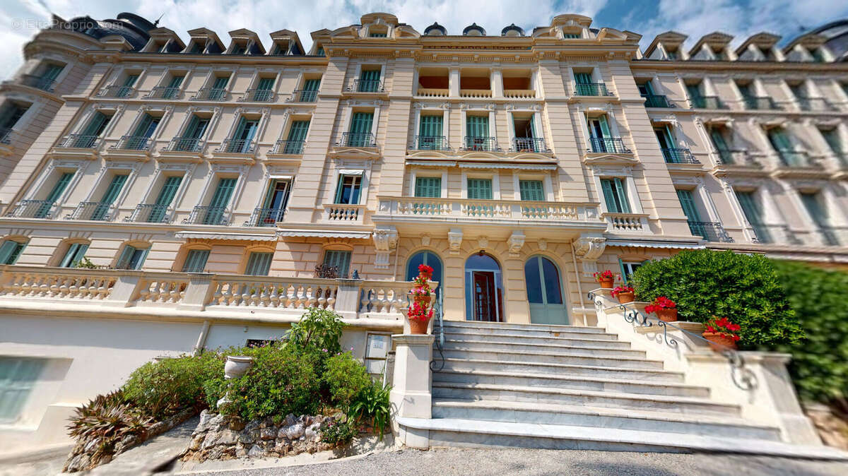 Appartement à MENTON