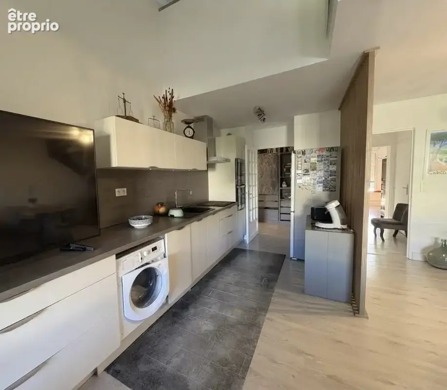 Appartement 4 pièces 86 m² à vendre à Carqueiranne (83320) - photo 3