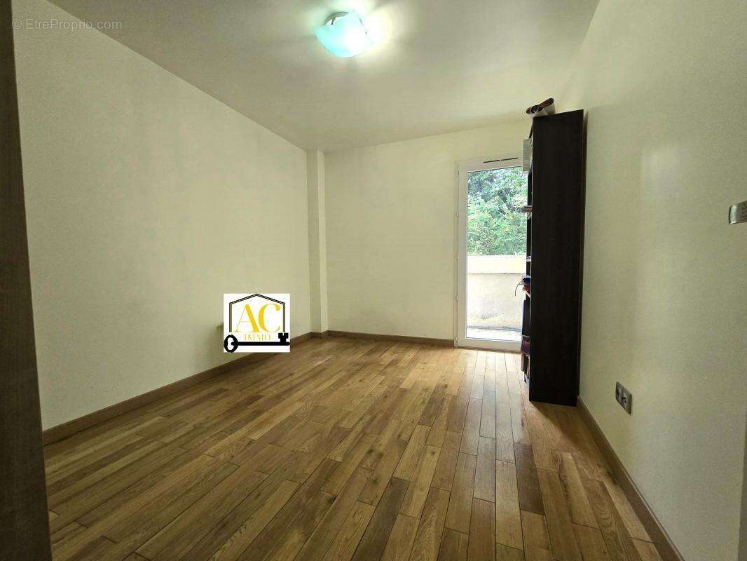 Maison à VETRAZ-MONTHOUX